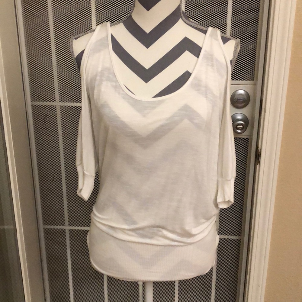 Boutique cold shoulder blouse